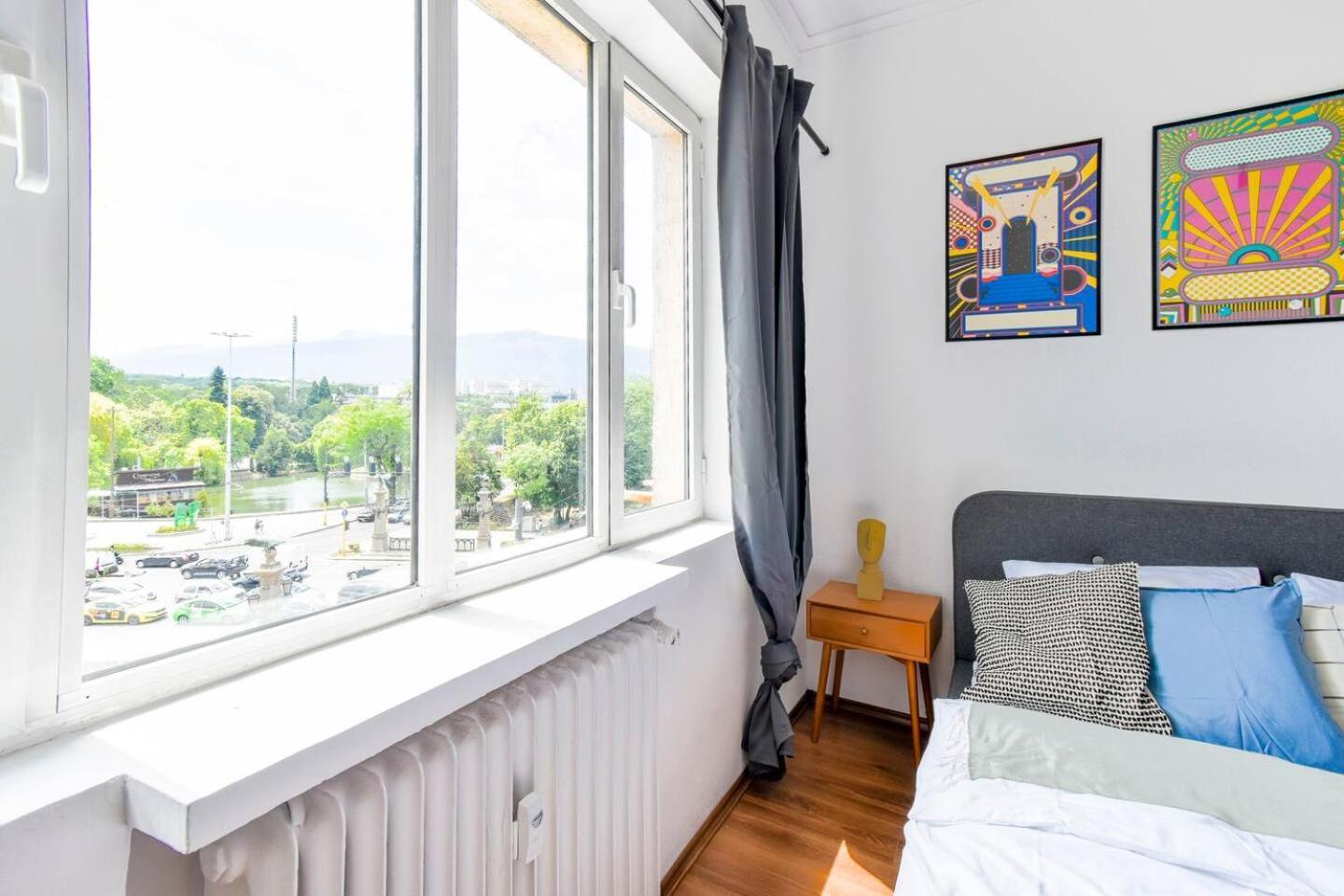 Super Fresh! 3Bdr Apartment In Sofia Center'S Artistic Area Ngoại thất bức ảnh
